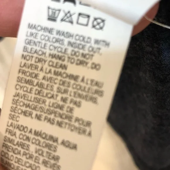 Lucky Brand V-Neck Lucky American Brand Graphic Tee Boho Shirt Top women's med - Picture 5 of 5